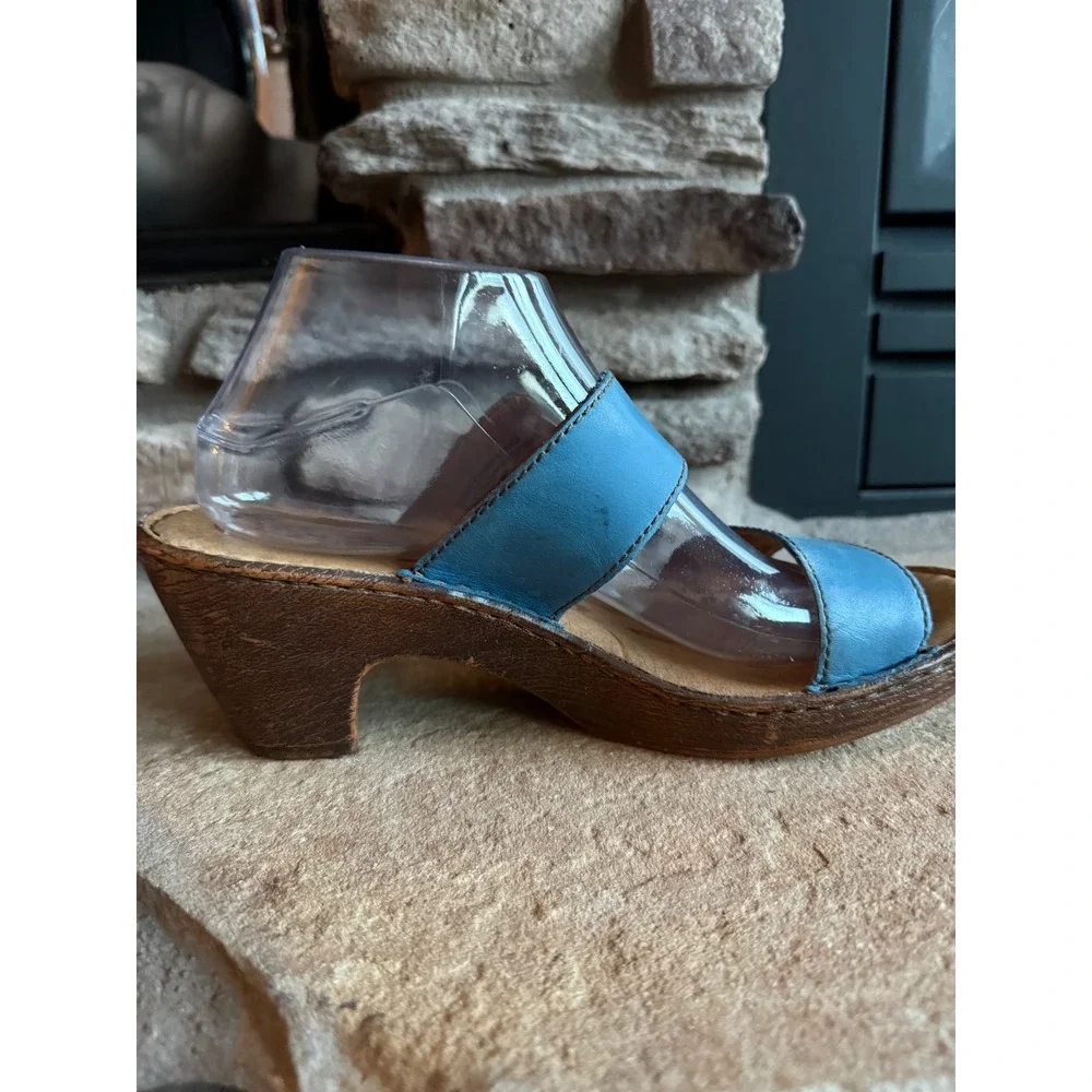 Born Womens Blue Leather Double Strap Buckle Clog
Sandals B02504 Size 10
Boho - Picture 4 of 12